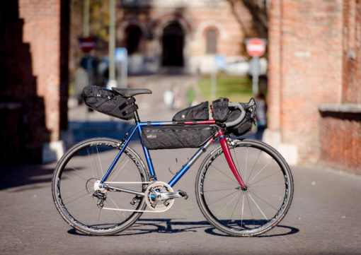 Sacoche de selle Bikepacking Miss Grape Cluster 13 / 20 litres